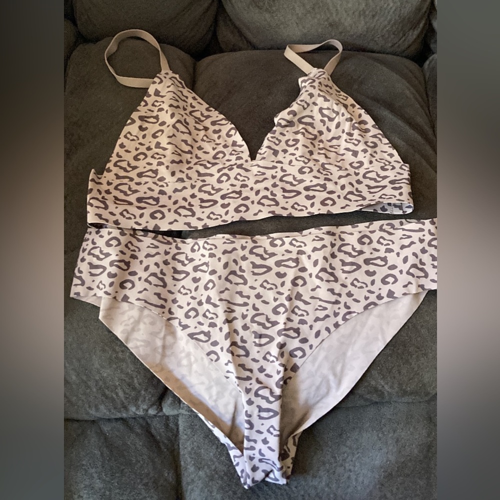 Leopard undies set